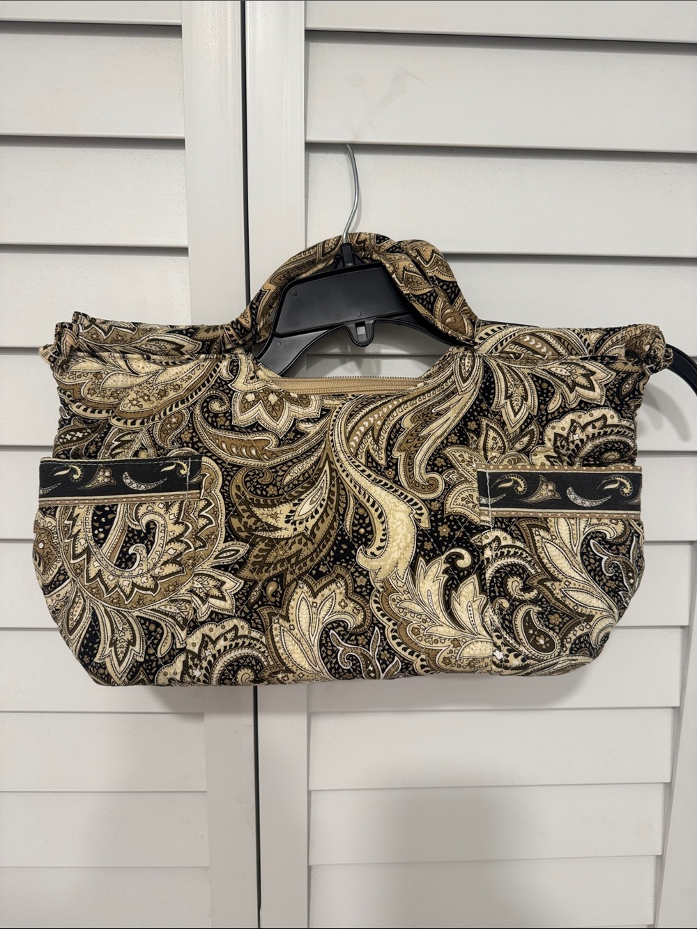 Paisley Quilted Tote Bag in Black and Gold - Unbranded